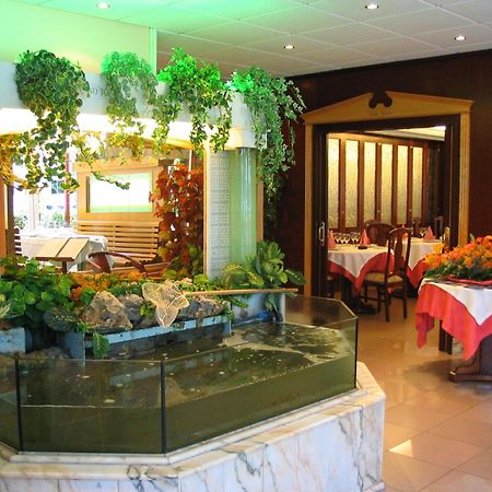 Hotel Isabel Isla Plana Restauracja zdjęcie